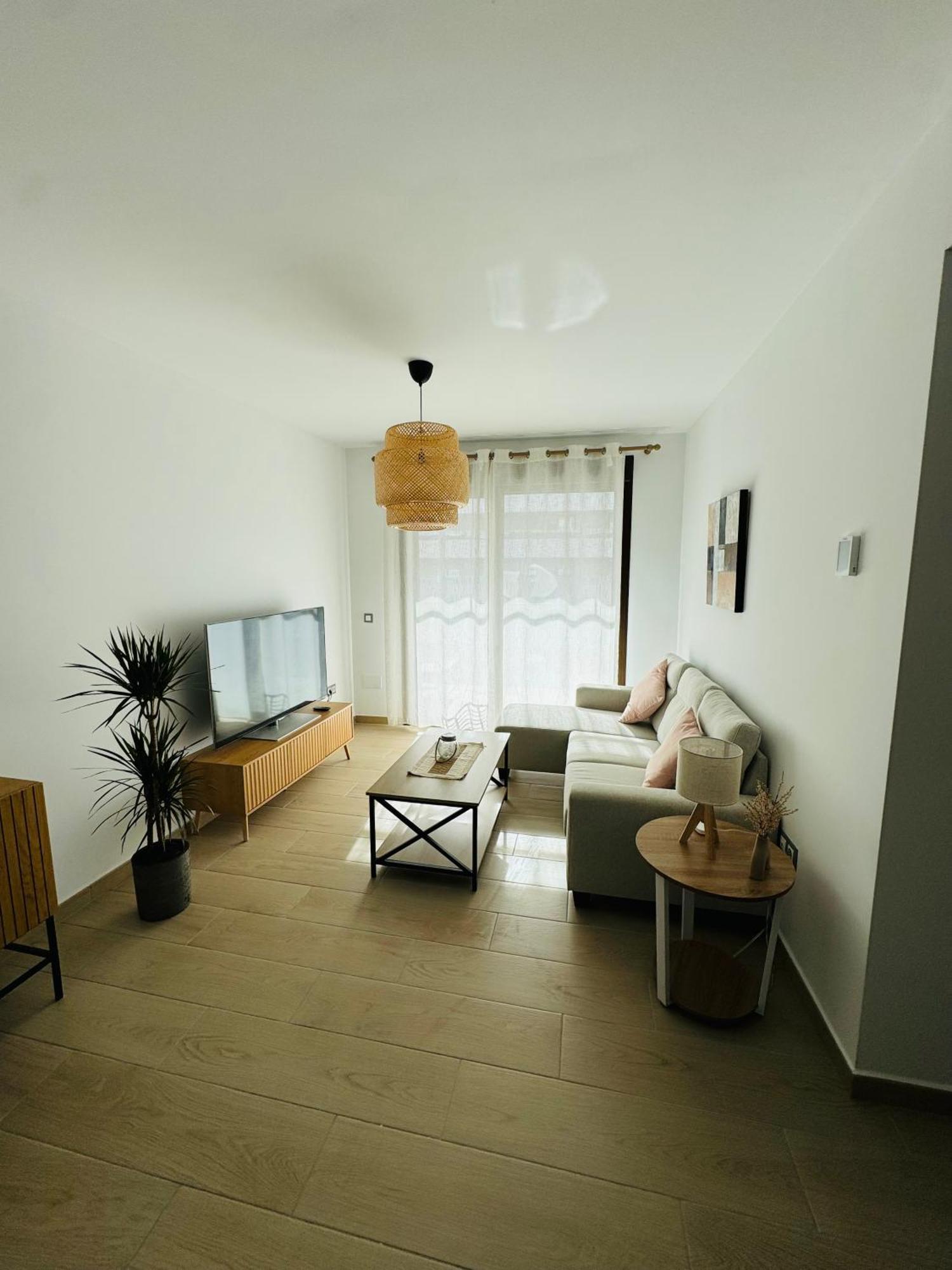 埃斯特波纳Parking Privado! Sol Y Mar Tu Hogar En La Costa公寓 外观 照片