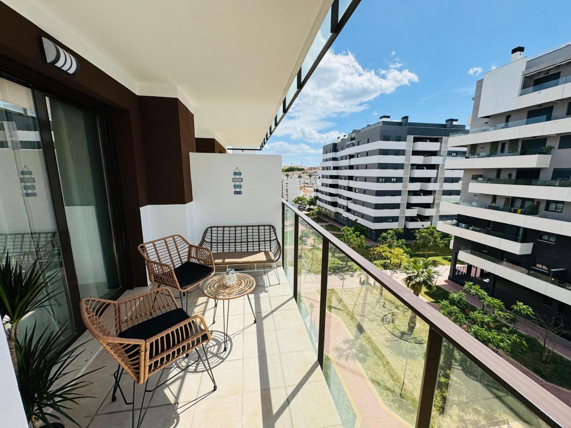 埃斯特波纳Parking Privado! Sol Y Mar Tu Hogar En La Costa公寓 外观 照片