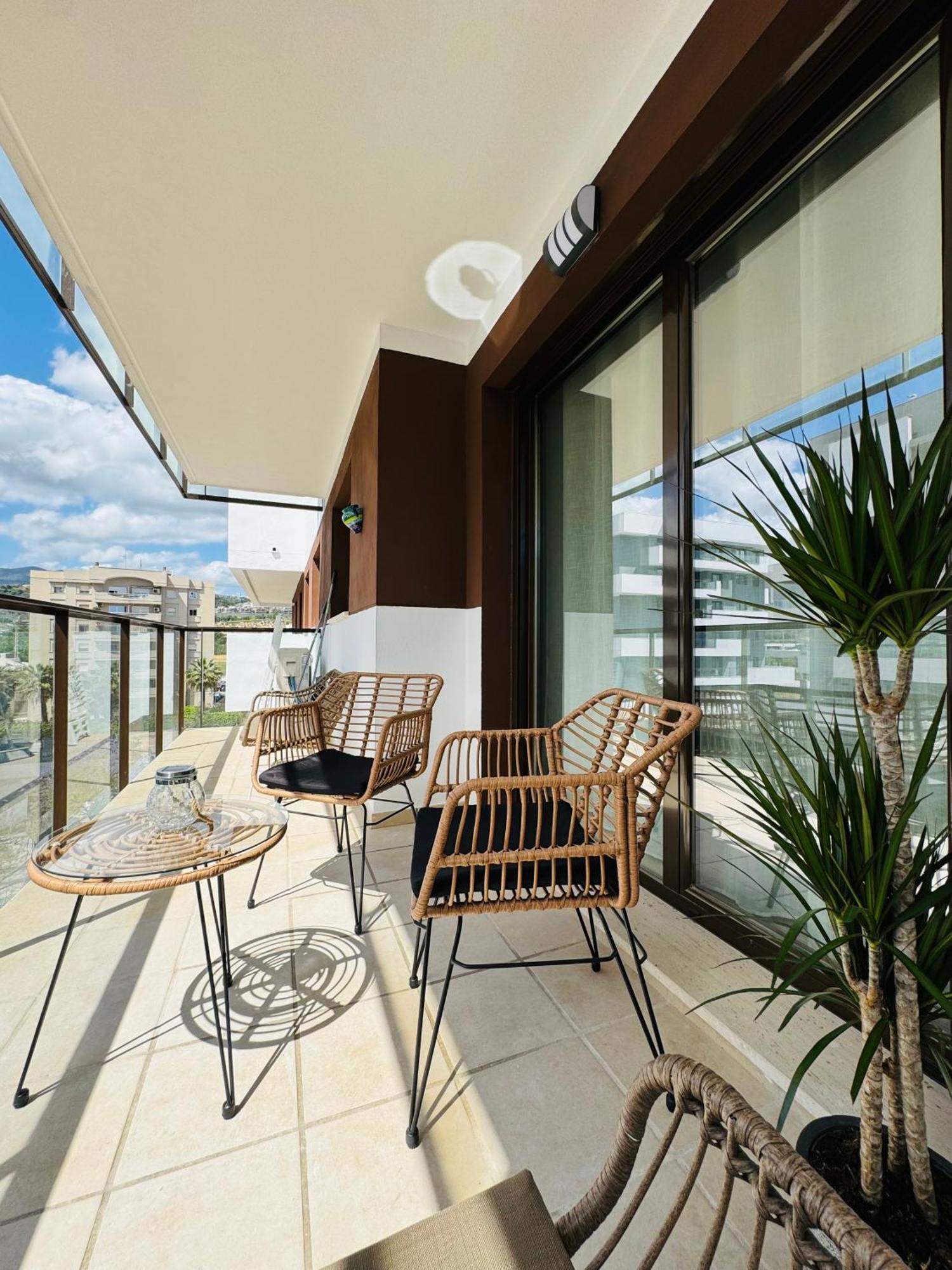 埃斯特波纳Parking Privado! Sol Y Mar Tu Hogar En La Costa公寓 外观 照片