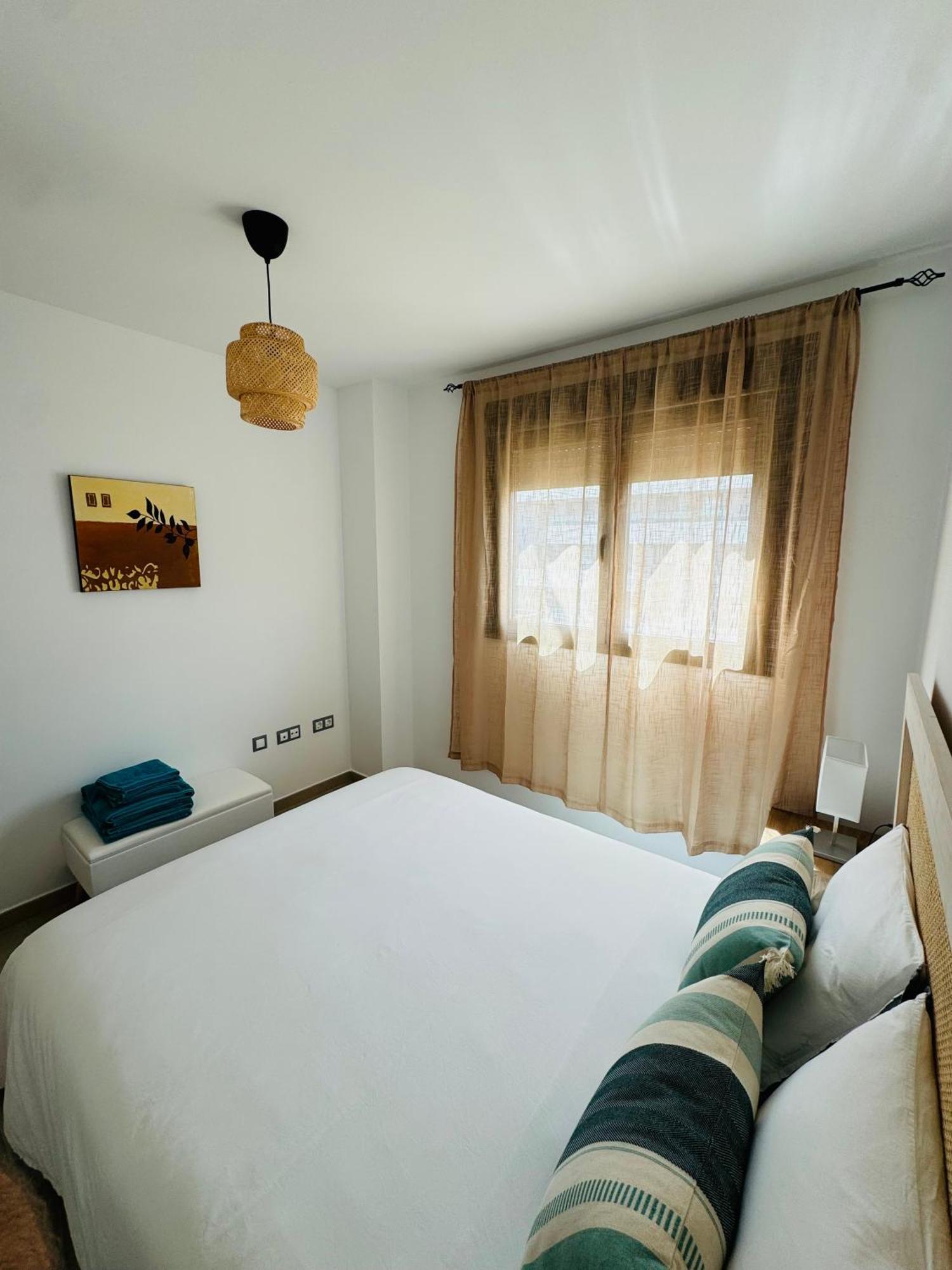 埃斯特波纳Parking Privado! Sol Y Mar Tu Hogar En La Costa公寓 外观 照片